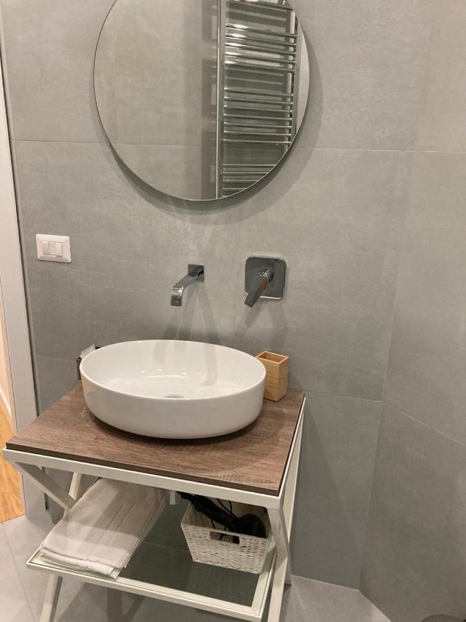 A Casa Di Roberta Apartment Salerno Ngoại thất bức ảnh