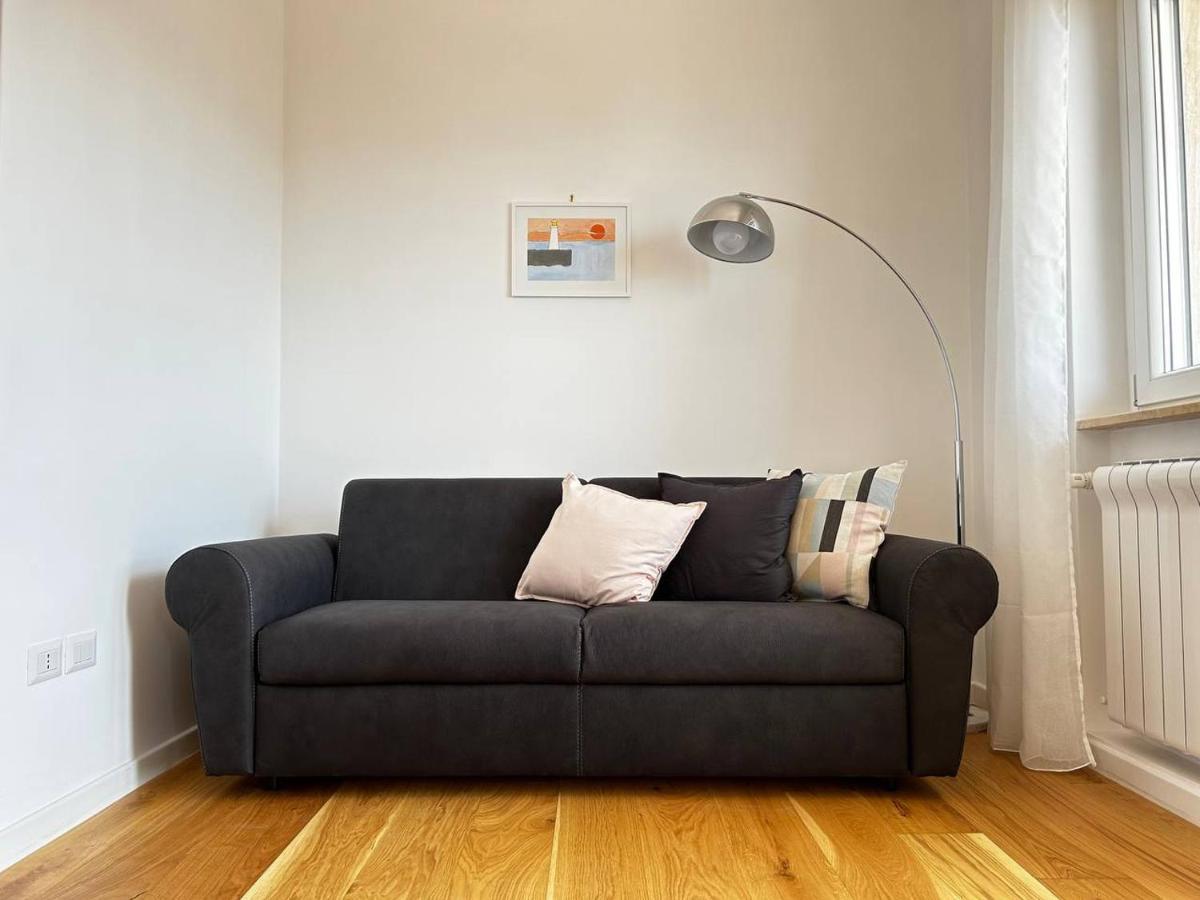 A Casa Di Roberta Apartment Salerno Ngoại thất bức ảnh