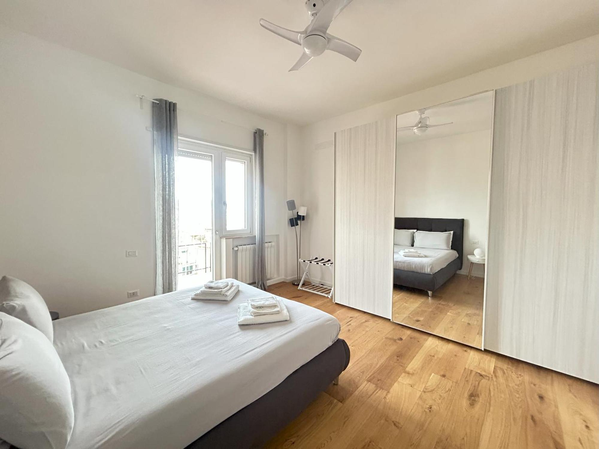 A Casa Di Roberta Apartment Salerno Ngoại thất bức ảnh