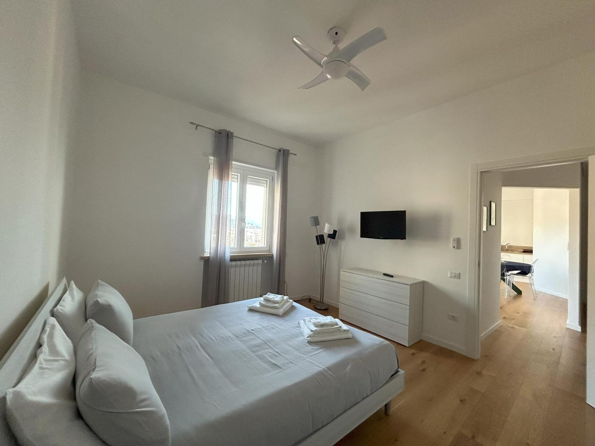 A Casa Di Roberta Apartment Salerno Ngoại thất bức ảnh